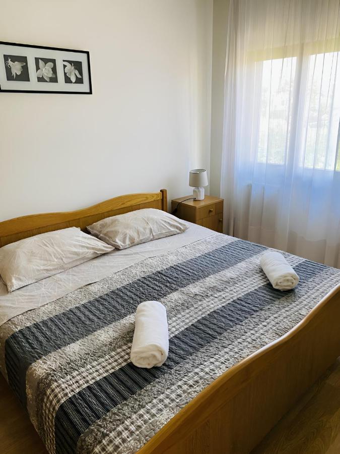 Apartmani Ana Borovac Funtana Exterior photo
